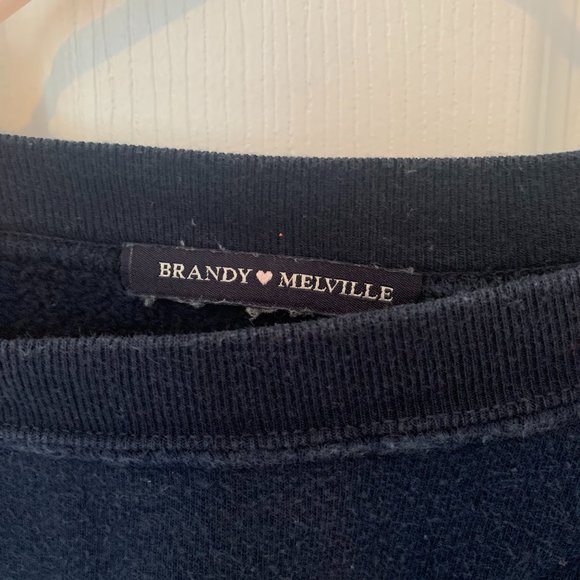 Brandy Melville Cape Cod Pullover (One Size) - Picture 2 of 4